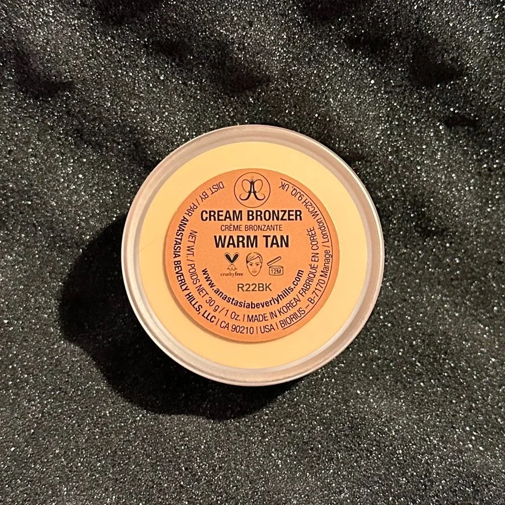 Anastasia Beverly Hills Cream Bronzer in Warm Tan